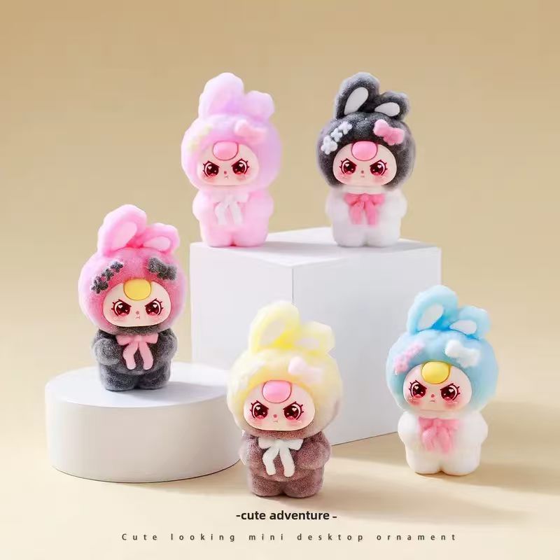 Heiße Echte Mini Figuren Deskt – Car Accessories Girly Bewertung und Preis