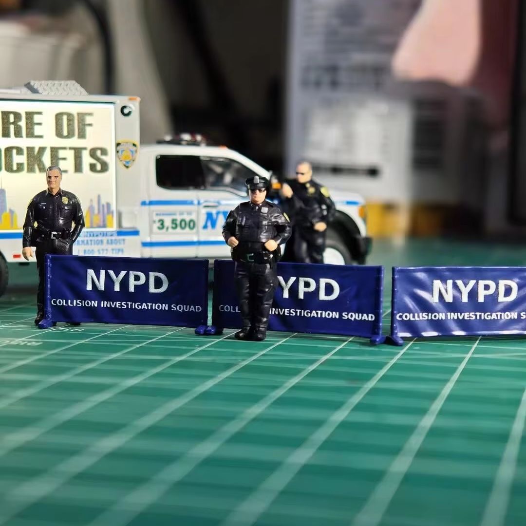 1/64 New York City Polizeidien – Car Accessories York Bewertung und Preis