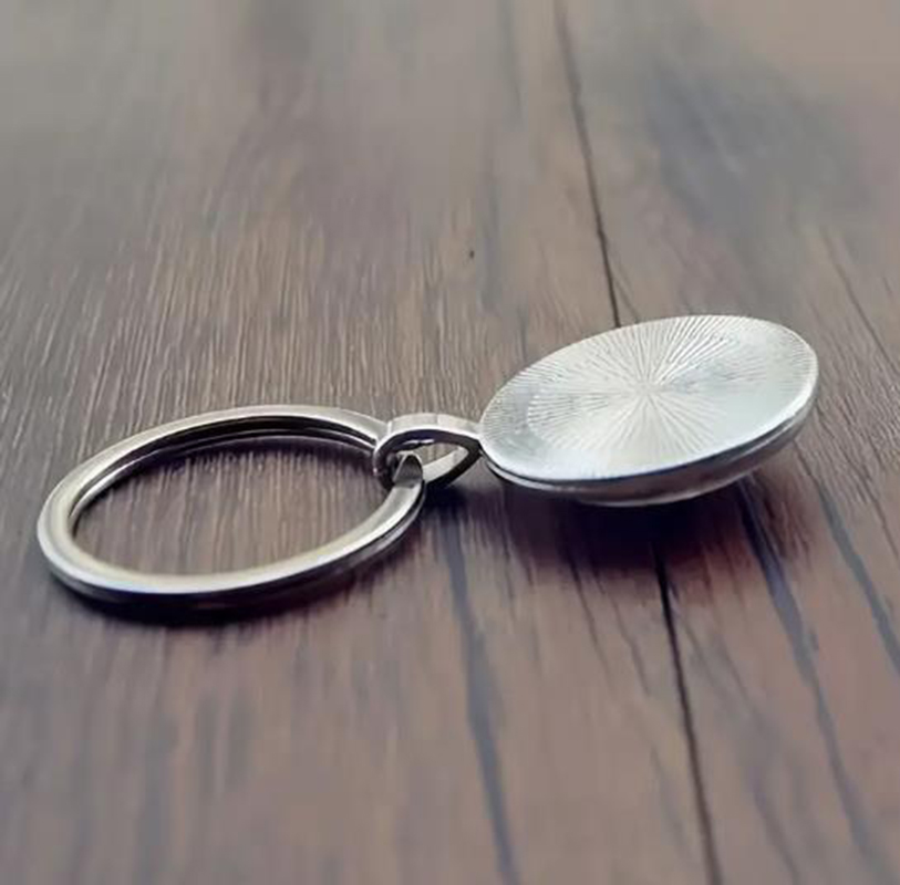 Runder Schlüsselanhänger im mi – Car Accessories Edinburgh Bewertung und Preis